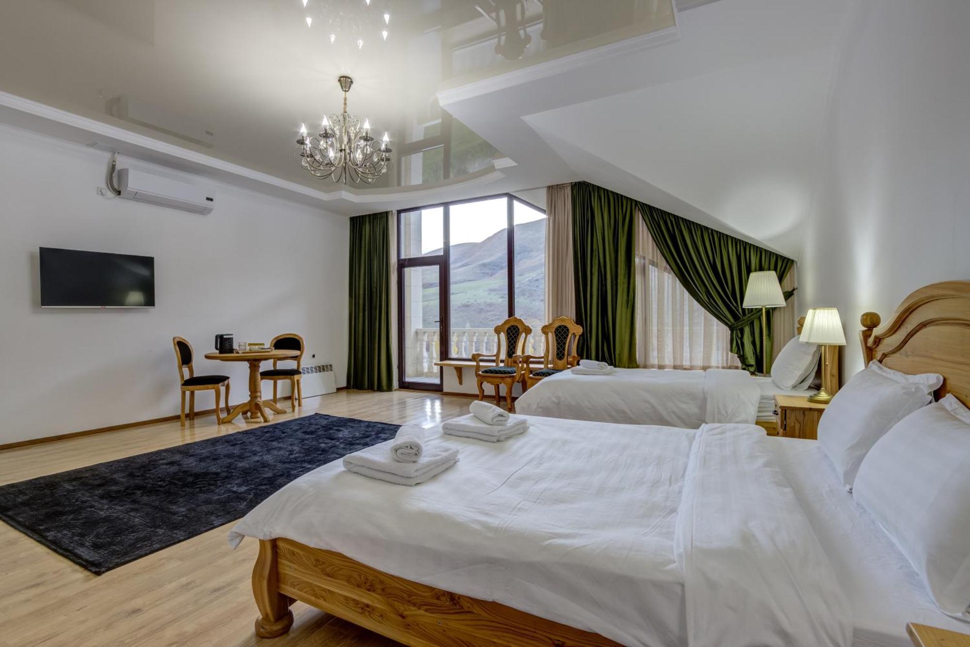 Mountain View Hot Spring Resort ビシュケク エクステリア 写真