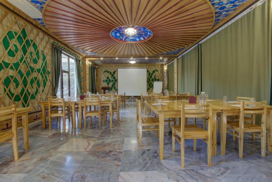 Mountain View Hot Spring Resort ビシュケク エクステリア 写真